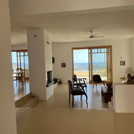 Miza Villa