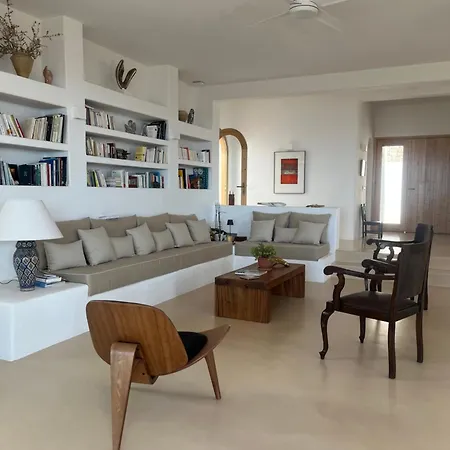 Miza Villa *