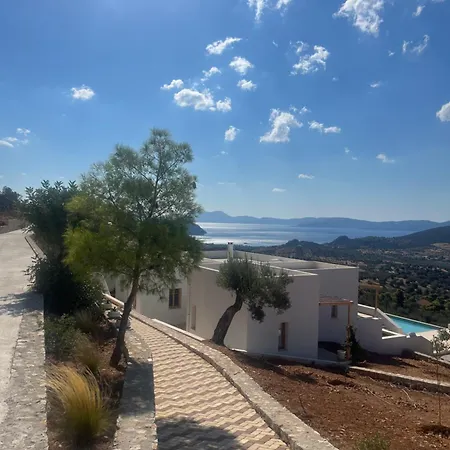 Miza Villa